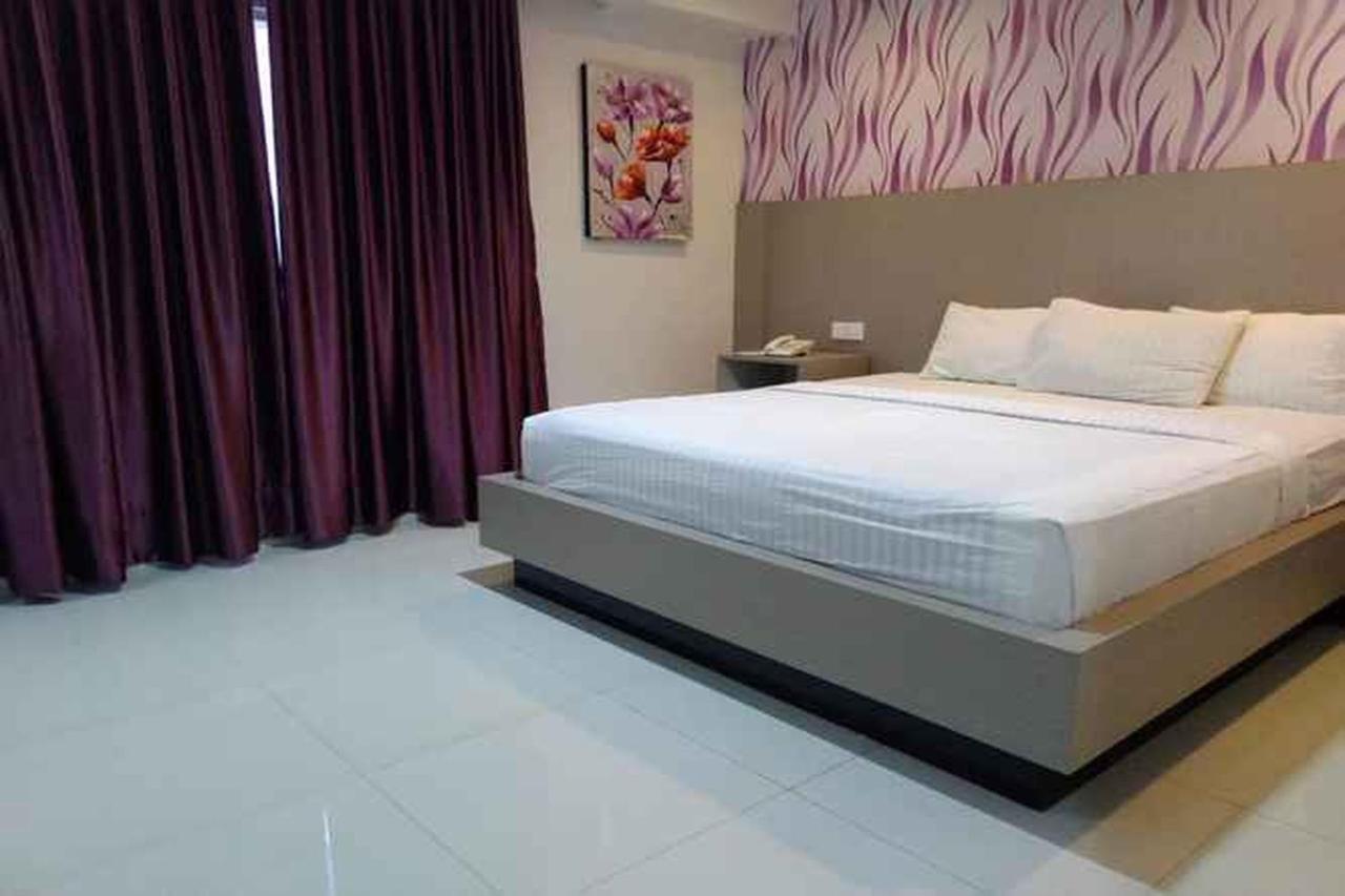 Liras Hotel Syariah Pulupanda Exterior foto